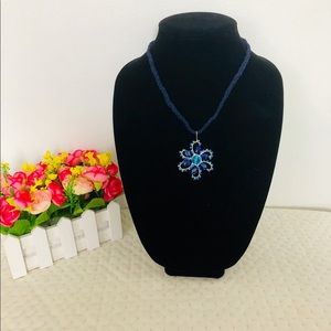 Collar con dije nuevo